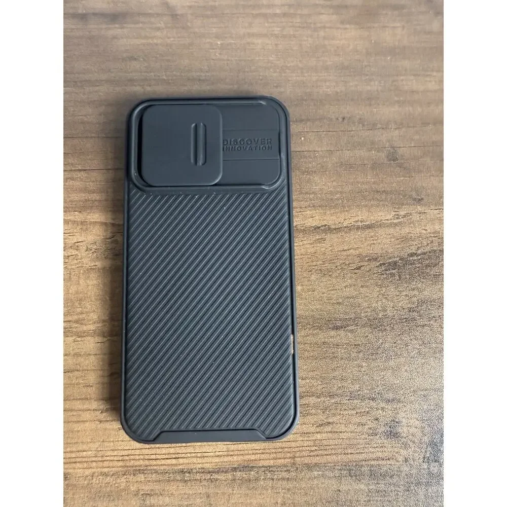 Lot of 3 iphone 13 cases. One is a battery charger case.